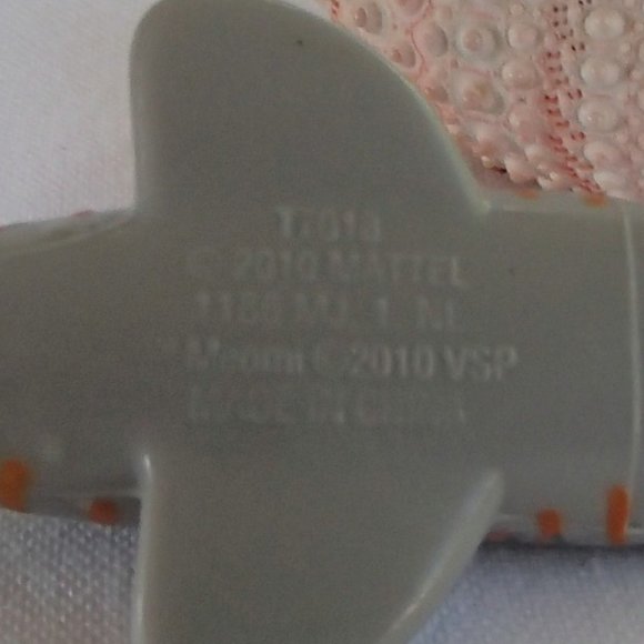 Dollhouse Mini Rare Barbie Mattel Shark 2010 T7018 AND Sea Urchin With Seashells - Picture 8 of 16